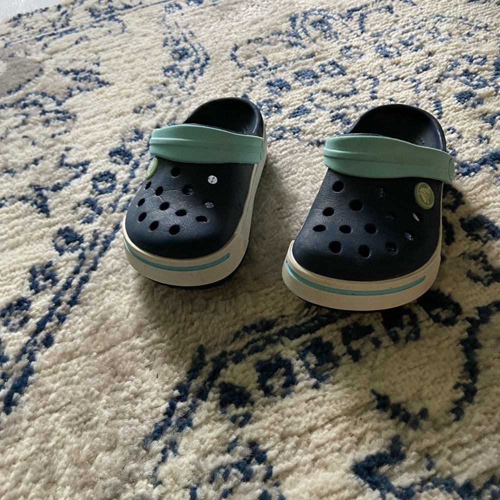 Crocs Bundle!!!!! - Picture 2 of 6